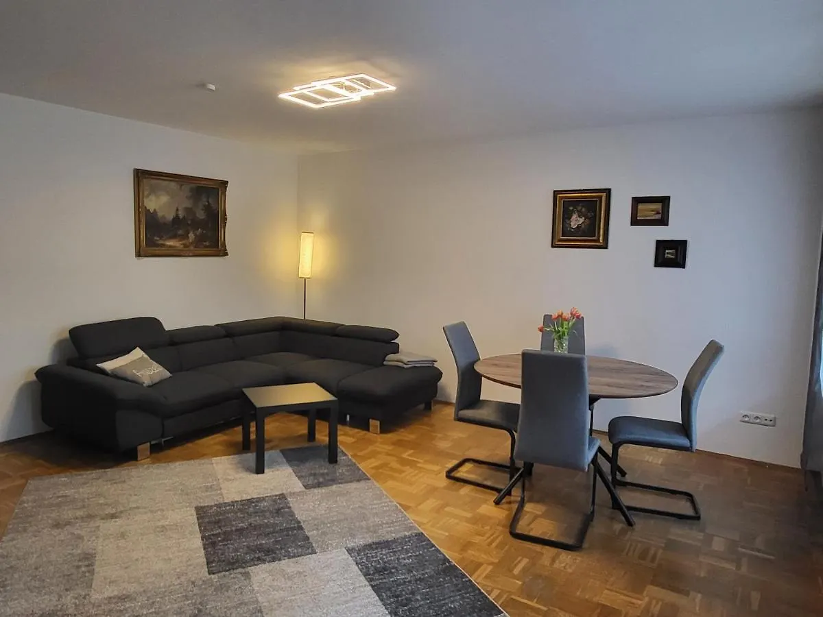 Andys Ferienwohnung Neustadt an der Waldnaab Apartamento